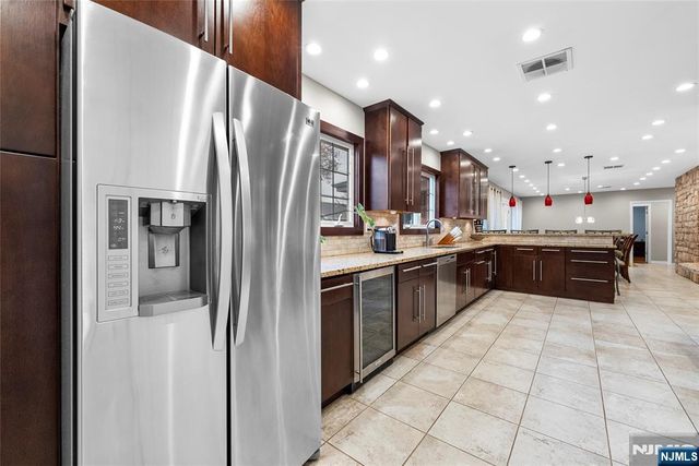 40 Eagle Street, North Arlington, NJ 07031