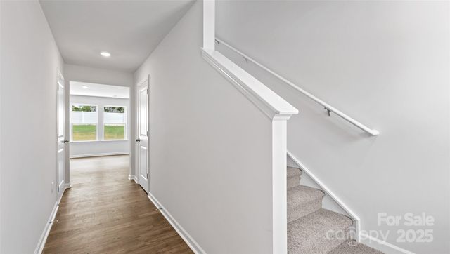 25 Caroline Valley Lane, Hendersonville, NC 28792