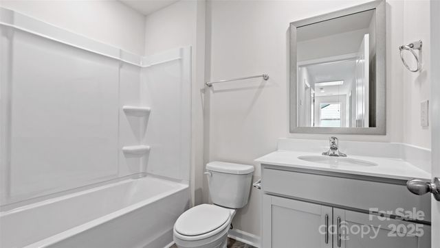 25 Caroline Valley Lane, Hendersonville, NC 28792