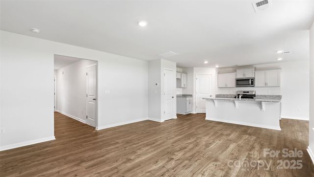 25 Caroline Valley Lane, Hendersonville, NC 28792