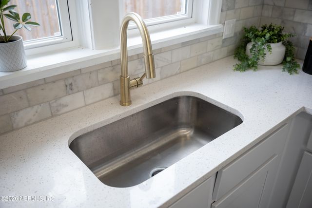 4809 POLARIS Street, Jacksonville, FL 32205