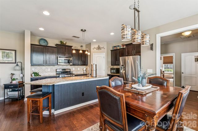 8211 Viewpoint Lane, Cornelius, NC 28031