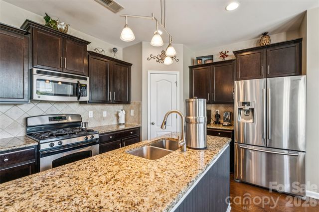 8211 Viewpoint Lane, Cornelius, NC 28031