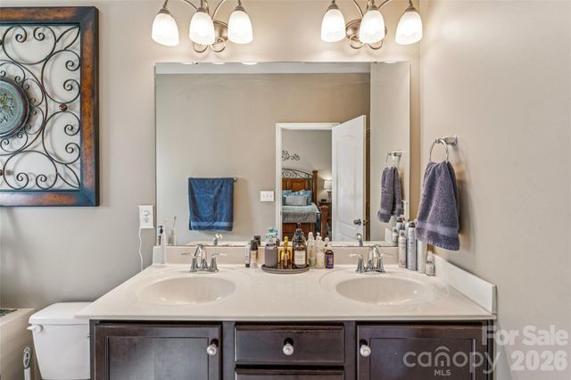 8211 Viewpoint Lane, Cornelius, NC 28031
