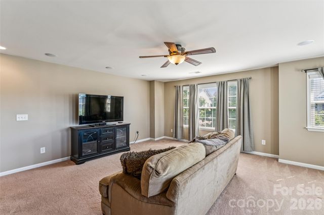8211 Viewpoint Lane, Cornelius, NC 28031