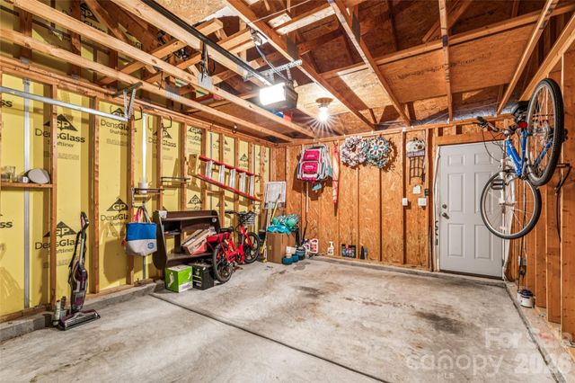 8211 Viewpoint Lane, Cornelius, NC 28031