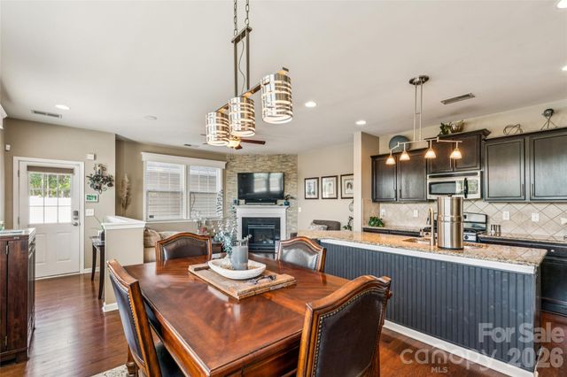 8211 Viewpoint Lane, Cornelius, NC 28031