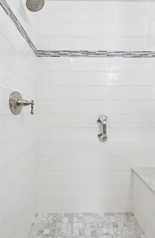 3 King St, Bristol, RI 02809