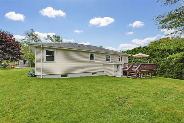 3 King St, Bristol, RI 02809