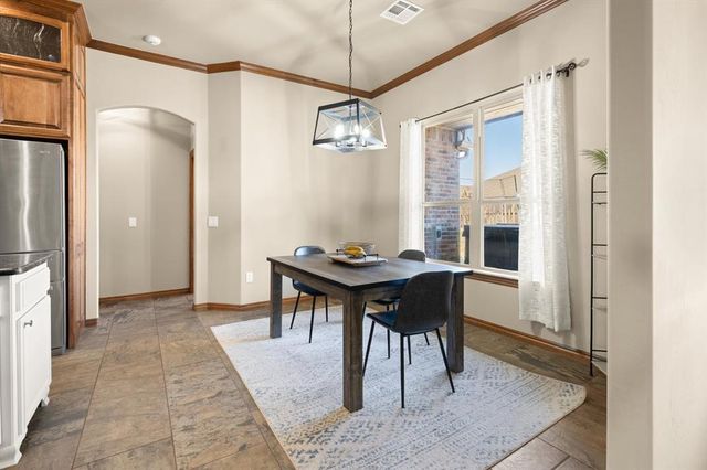 617 Caveat Court, Edmond, OK 73025