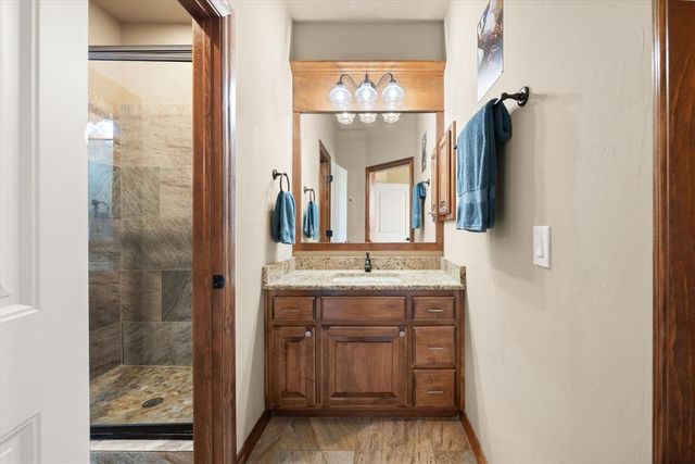 617 Caveat Court, Edmond, OK 73025