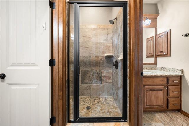 617 Caveat Court, Edmond, OK 73025