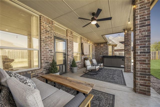 617 Caveat Court, Edmond, OK 73025