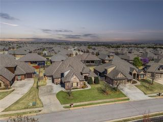 617 Caveat Court, Edmond, OK 73025