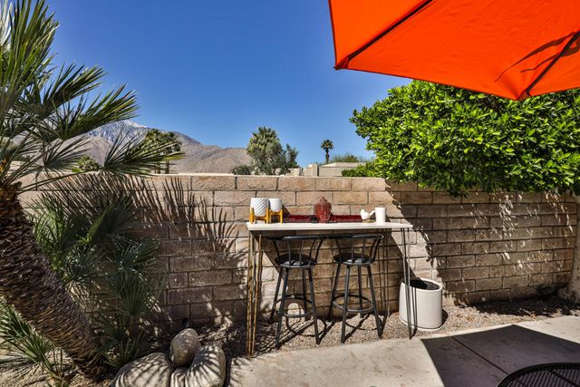 1181 Sunflower Lane, Palm Springs, CA 92262