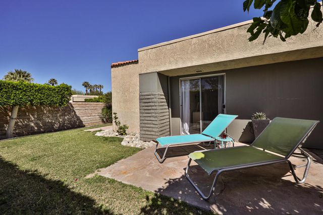 1181 Sunflower Lane, Palm Springs, CA 92262