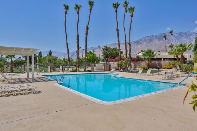 1181 Sunflower Lane, Palm Springs, CA 92262