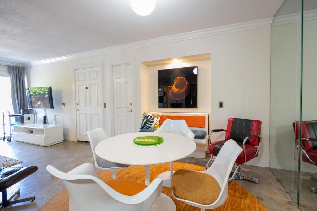 1181 Sunflower Lane, Palm Springs, CA 92262