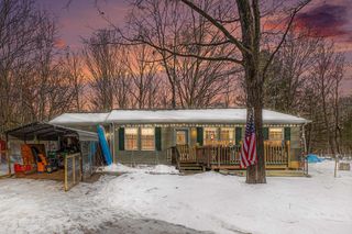 2738 Lakeshore Drive, Gladwin, MI 48624