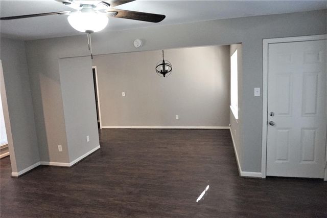 2727 Tinechester Drive, Houston, TX 77339