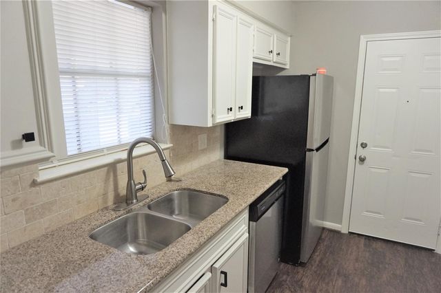 2727 Tinechester Drive, Houston, TX 77339