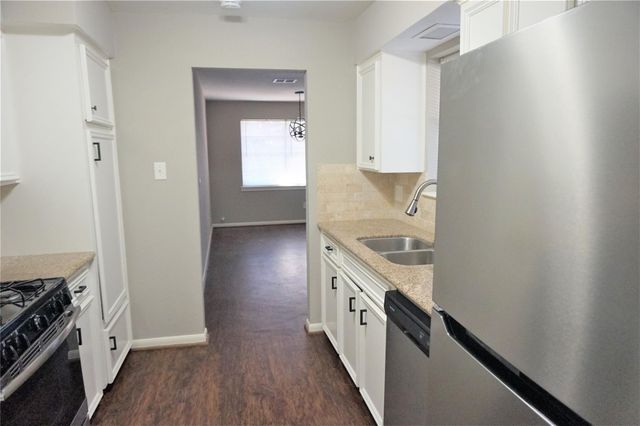 2727 Tinechester Drive, Houston, TX 77339