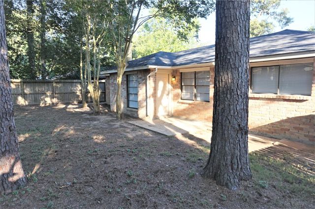 2727 Tinechester Drive, Houston, TX 77339