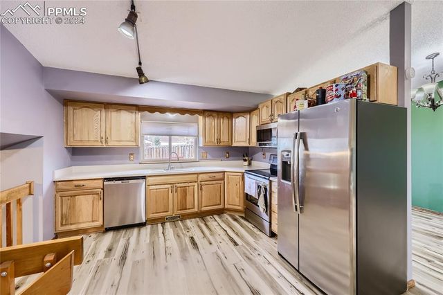 3590 Rocky Knoll Drive, Colorado Springs, CO 80920