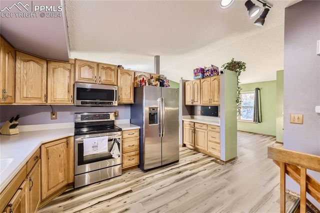 3590 Rocky Knoll Drive, Colorado Springs, CO 80920