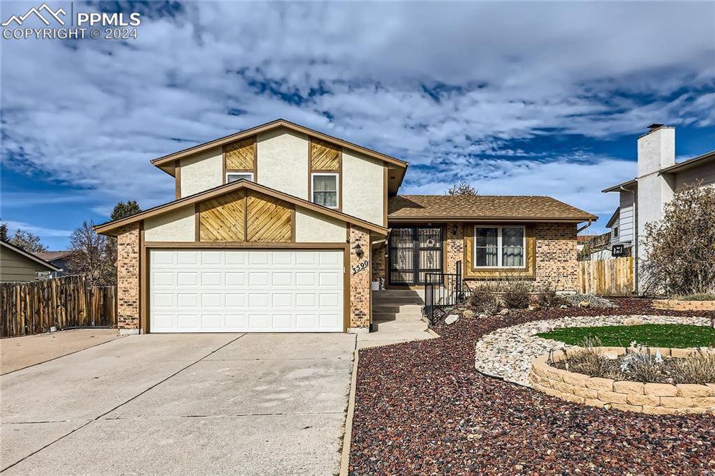3590 Rocky Knoll Drive, Colorado Springs, CO 80920