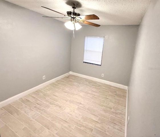5228 CHERRY AVENUE B, Seffner, FL 33584