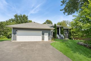 118 S Shannon Drive, Shakopee, MN 55379