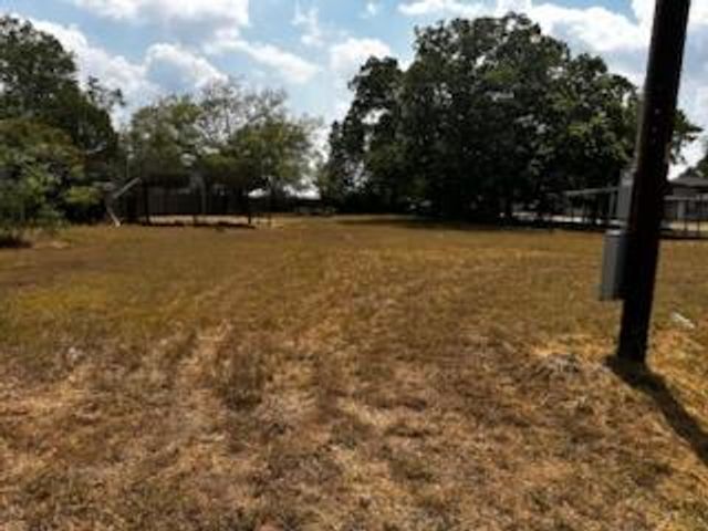1617 Old Mcmahan TRL, Lockhart, TX 78644