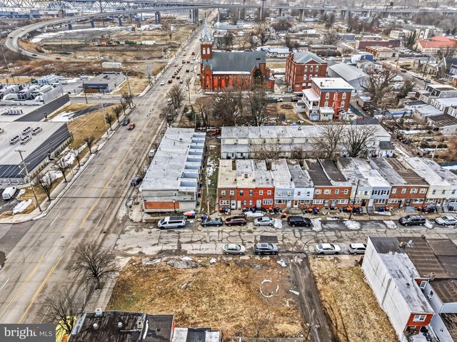 206 BROOMALL ST, Chester, PA 19013