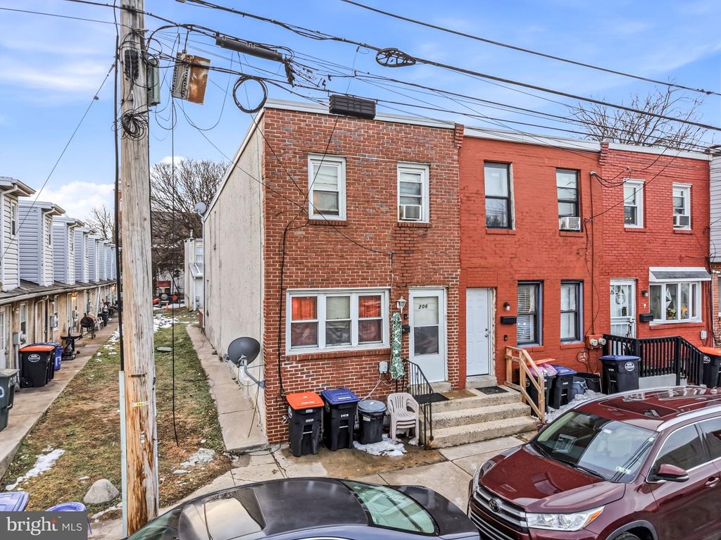 206 BROOMALL ST, Chester, PA 19013