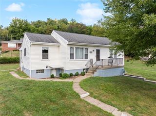 1257 Maple Avenue, Bellaire, OH 43906