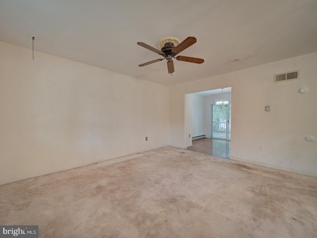 13217 KEPHART LN, Woodbridge, VA 22193