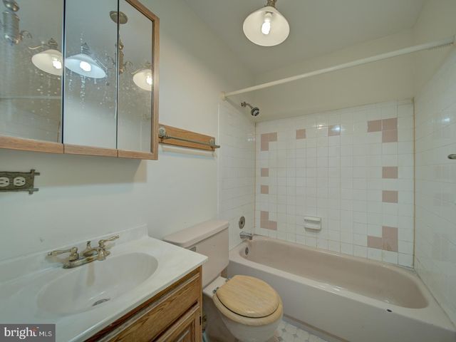 13217 KEPHART LN, Woodbridge, VA 22193