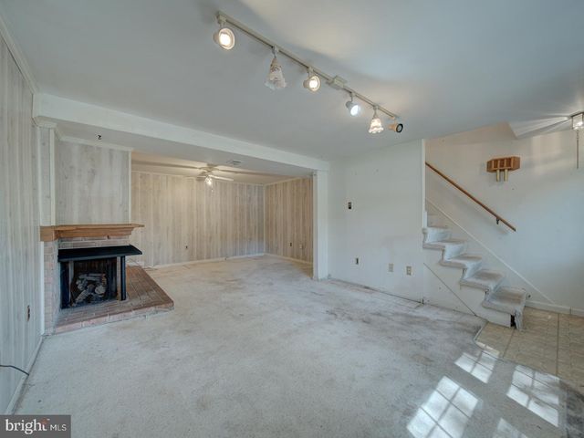 13217 KEPHART LN, Woodbridge, VA 22193