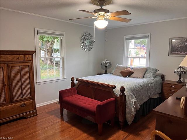 38430 Airport Road, New London, NC 28127