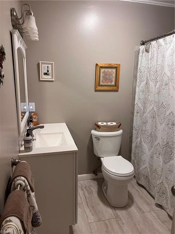 38430 Airport Road, New London, NC 28127