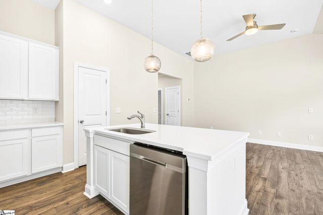 537 Clairbrook Court, Greer, SC 29651