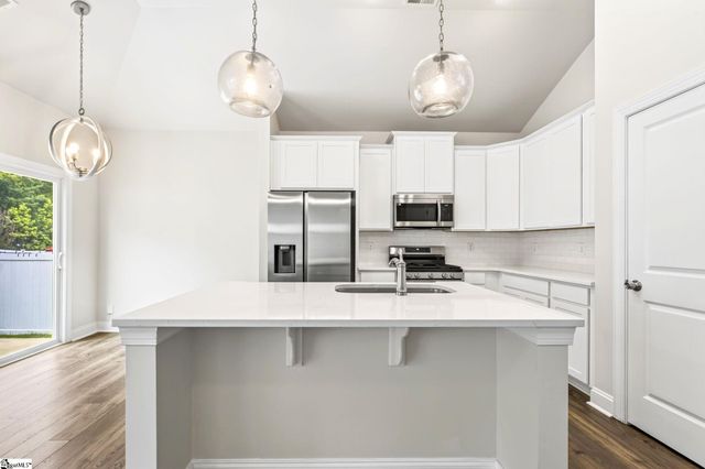 537 Clairbrook Court, Greer, SC 29651