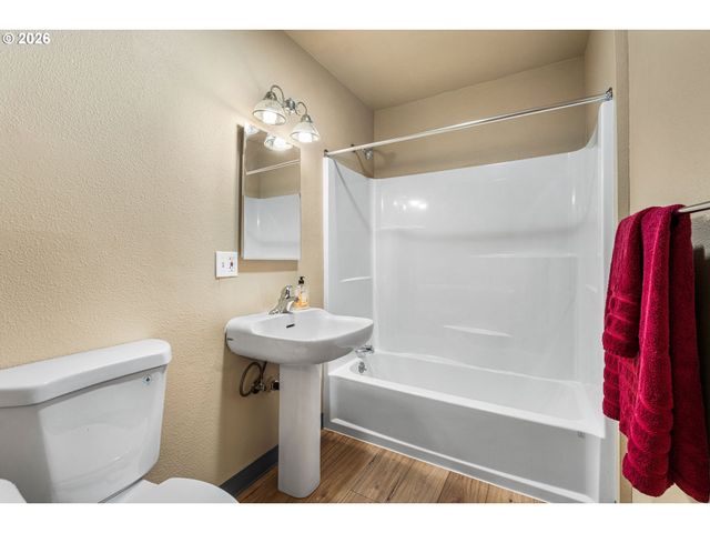 3410 E 29TH St, Vancouver, WA 98660