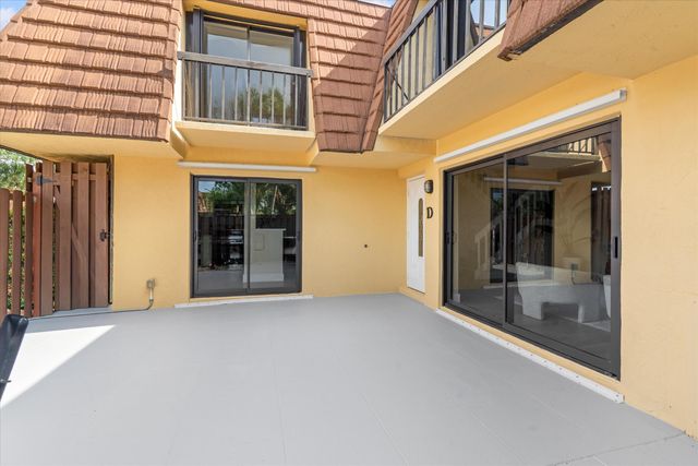 825 Center Street 49d, Jupiter, FL 33458