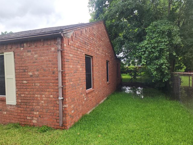 5707 Groveton Street, Houston, TX 77033