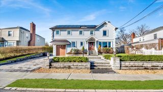 28 Inwood Street, Yonkers, NY 10704