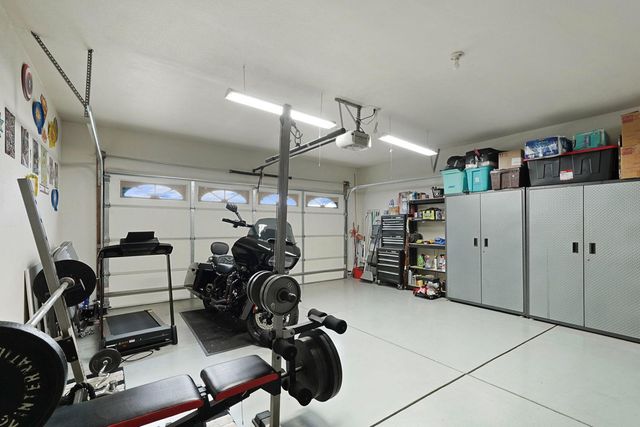 922 Pearwood Cir, Lodi, CA 95242