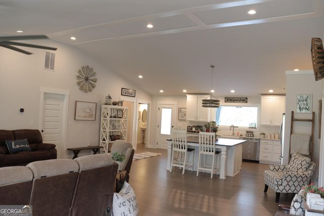 30 Guthrie Road, Whitesburg, GA 30185