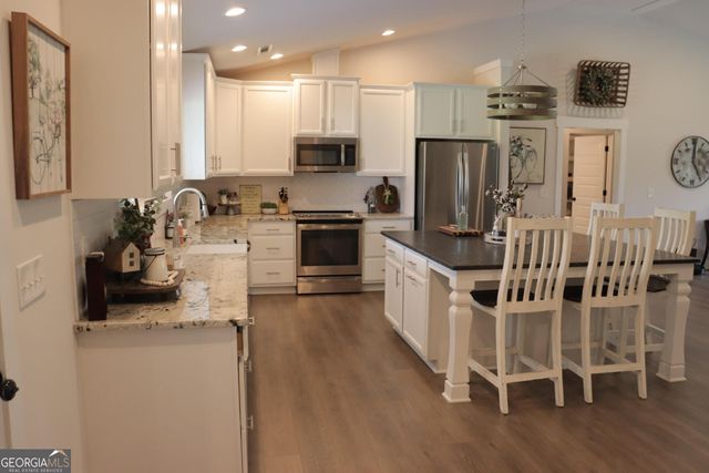 30 Guthrie Road, Whitesburg, GA 30185